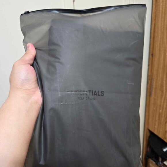 Fear of god essential sweatshirt - Picture 6 of 6